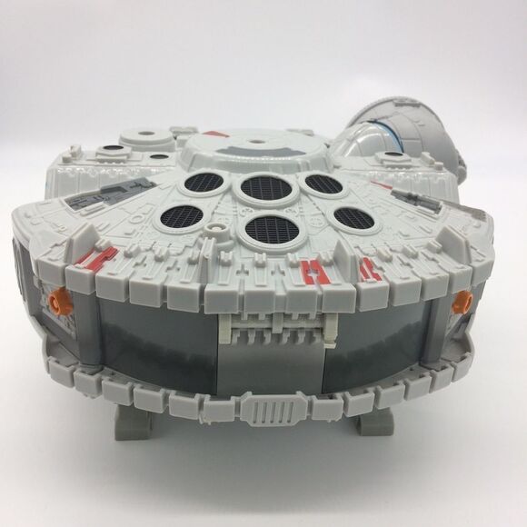 Star Wars Action 2011 Hasbro Millenium Falcon Spaceship w/Hidden Compartments - Picture 5 of 16